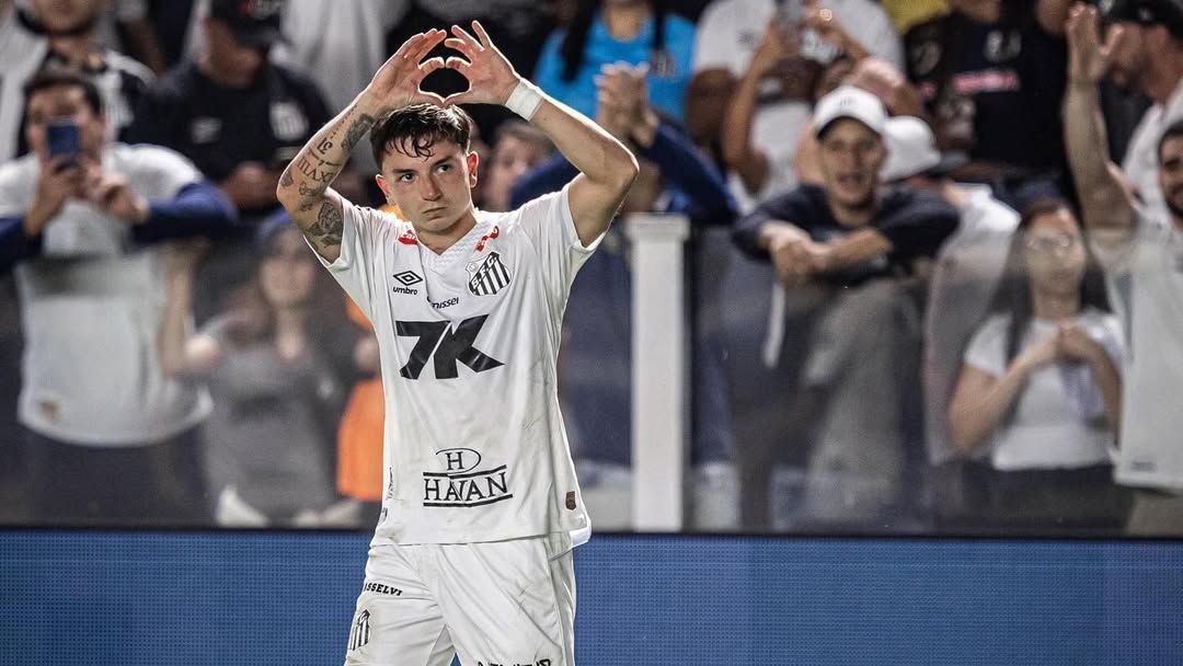 Barreal comemora gol contra o Corinthians