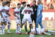 Em nota, São Paulo detona arbitragem da derrota para o Palmeiras