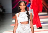 Carnaval e moda? Musa da Mangueira debuta no SPFW N60