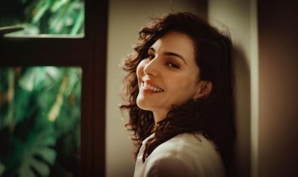 Tainá Müller estreia como diretora de "Apolo" no Festival do Rio 2025