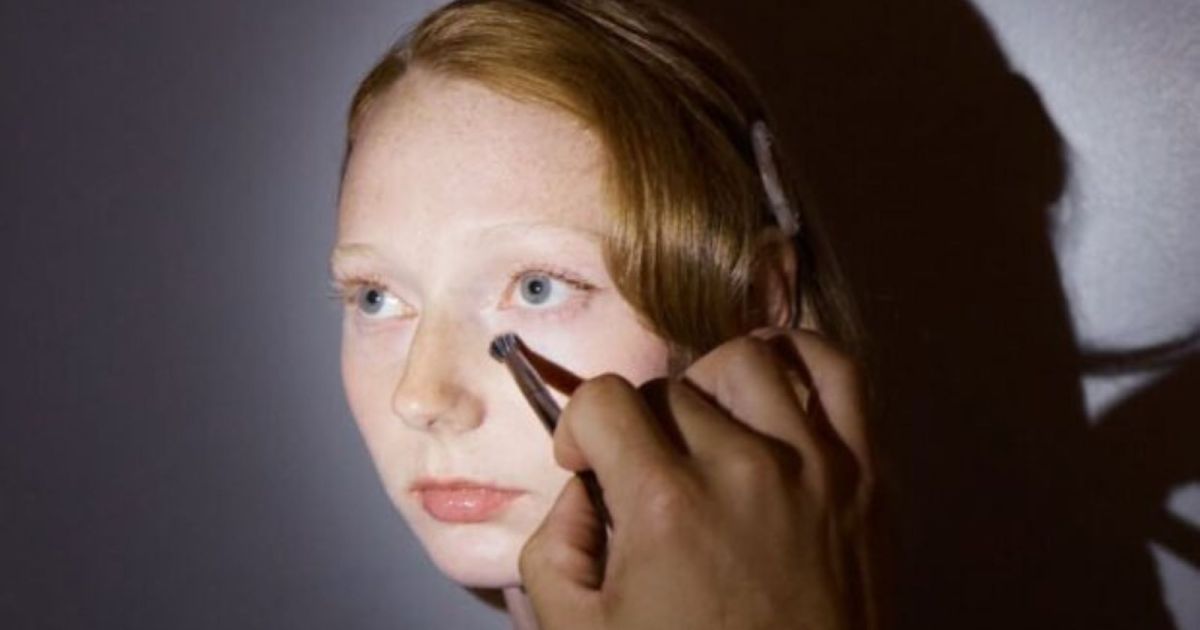 “Cute Girl” e mais destaques de beleza nas semanas de moda internacionais