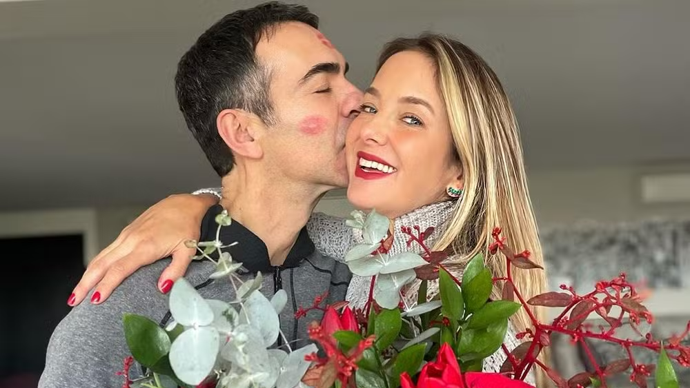 Veja a linha do tempo do relacionamento de César Tralli e Ticiane Pinheiro