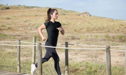 Treino de glúteos: 6 exercícios que ajudam quem pratica corrida
