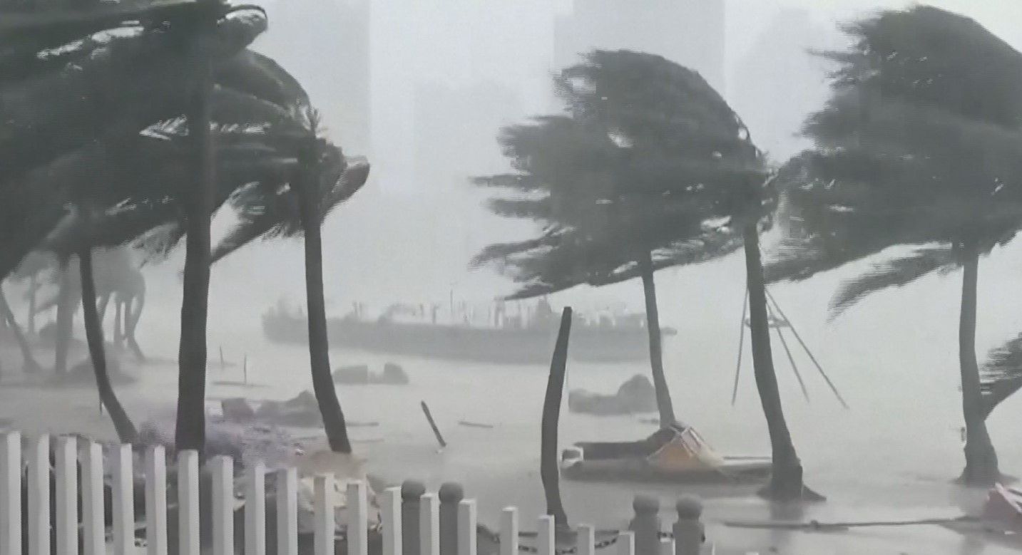 tufao-provoca-fortes-tempestades-na-china