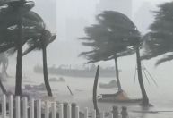 Forte tufão na China provoca tempestades e atinge regiões costeiras