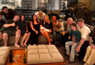 Com câncer, Val Marchiori reencontra irmão após quase 15 anos afastados