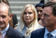 Principal acusadora de Epstein revela que temia morrer como escrava sexual