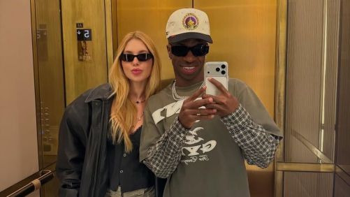 Virginia e Vini Jr. assumiram o namoro no início da semana