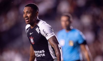 Vitinho passa por artroscopia e vira desfalque no Corinthians