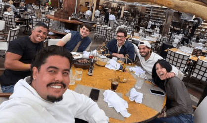 Zé Felipe e Ana Castela almoçam com João Guilherme; veja