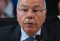 Comissão aprova convocação de Vieira para explicar postura sobre o Irã