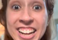 "Tremi", diz candidata ao se deparar com sua reportagem no Enem