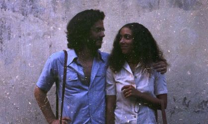 "Leva as ideias do Brasil", diz Kleber Mendonça sobre "O Agente Secreto"