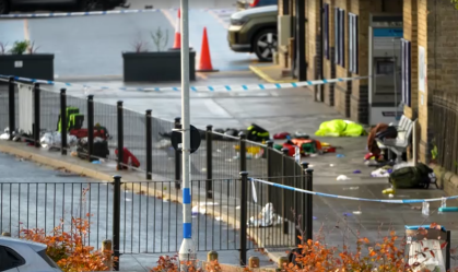 Ataque com faca em trem na Inglaterra deixa ao menos dez feridos