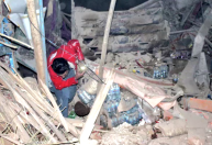 Afeganistão inicia limpeza após terremoto matar ao menos 27 pessoas