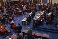 Senado dos EUA avança com projeto para encerrar paralisação do governo