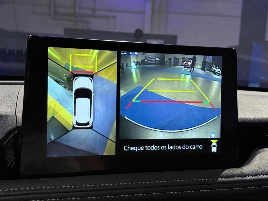 Qualidade da câmera do Yaris Cross poderia ser melhor 