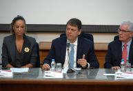 Grupo Refit "se especializou em não pagar tributos", diz Tarcísio