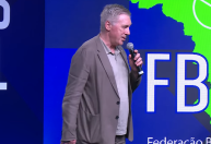 Ancelotti sobre imagem de técnicos brasileiros no exterior: “Figura fraca"