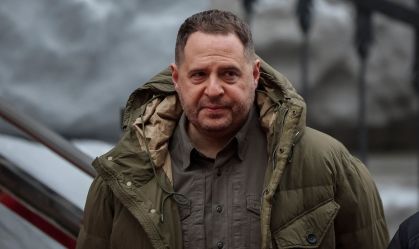 Braço direito de Zelensky renuncia após ser alvo de operação anticorrupção