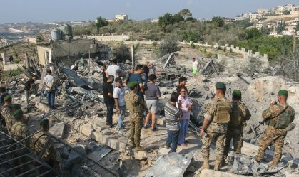 Exército israelense anuncia ataques a alvos do Hezbollah no Líbano