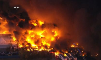 Queda de avião de carga nos EUA deixa ao menos 12 mortos, diz prefeito