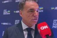 Mudança em vale-refeição deve reduzir preços nos mercados, diz Abras