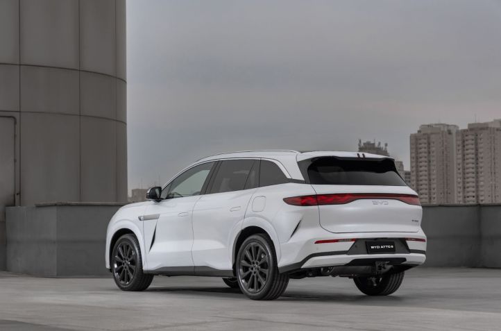 Novo BYD Atto 8 • Divulgação