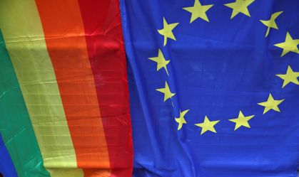 União Europeia diz que casamento gay deve ser reconhecido em todo o bloco
