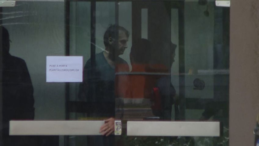 Bolsonaro aparece pela primeira vez após prisão na Superintendência da PF • CNN Brasil