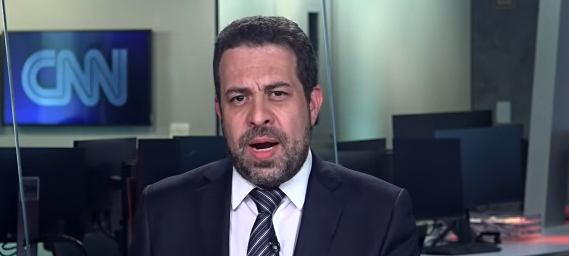 Ministro-chefe da Secretaria-Geral da Presidência, Guilherme Boulos (PSOL), à CNN