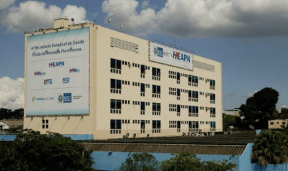 Bebê ferida por tiro recebe alta após cirurgia na Baixada Fluminense (RJ)