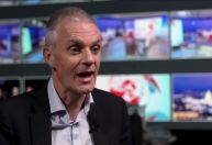 Líderes da BBC renunciam por escândalo sobre edição de discurso de Trump