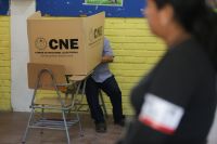 População de Honduras vota em eleição presidencial neste domingo (30)