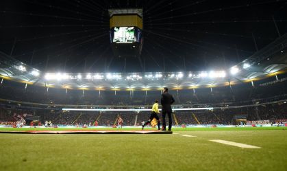 Frankfurt x Augsburg: horário e onde assistir ao jogo da Bundesliga