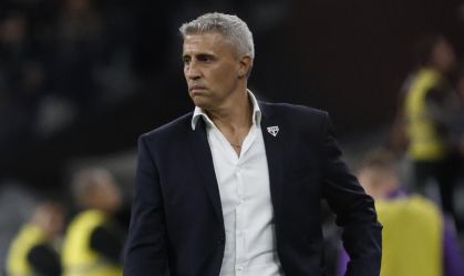 São Paulo inicia planejamento para 2026, e Crespo fica mesmo após goleada