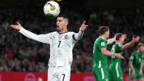 Cristiano Ronaldo durante derrota de Portugal para a Irlanda