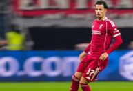Jones desabafa após nova derrota e diz que o Liverpool "está na m***"