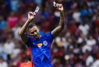 Bahia anuncia renovação de pilar da defesa na temporada 2025