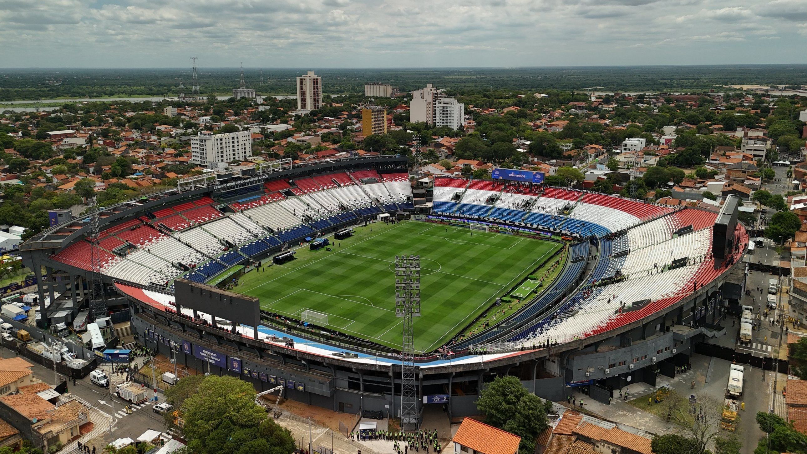 Estádio Defensores Del Chaco, em Assunção, no Paraguai.