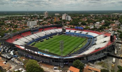 Estádio Defensores Del Chaco, em Assunção, no Paraguai.