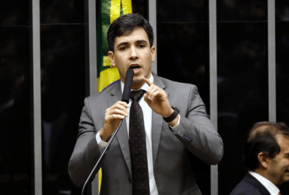 Deputado investigado em fraude do INSS teria recebido R$ 14,7 mi em propina