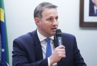 Câmara pode votar hoje terceira versão de Derrite para projeto antifacção