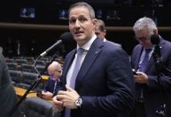 Governo avalia relatório de Derrite como "lambança legislativa"