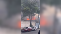 Incêndio atinge fábrica de materiais impermeabilizantes em SP; veja