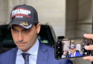 Avanço da denúncia no STF agrava isolamento de Eduardo Bolsonaro na direita