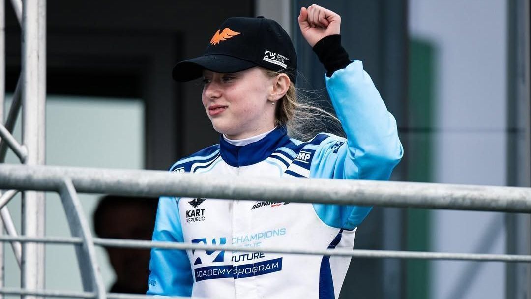 Ella Hakkinen é anunciada pela McLaren