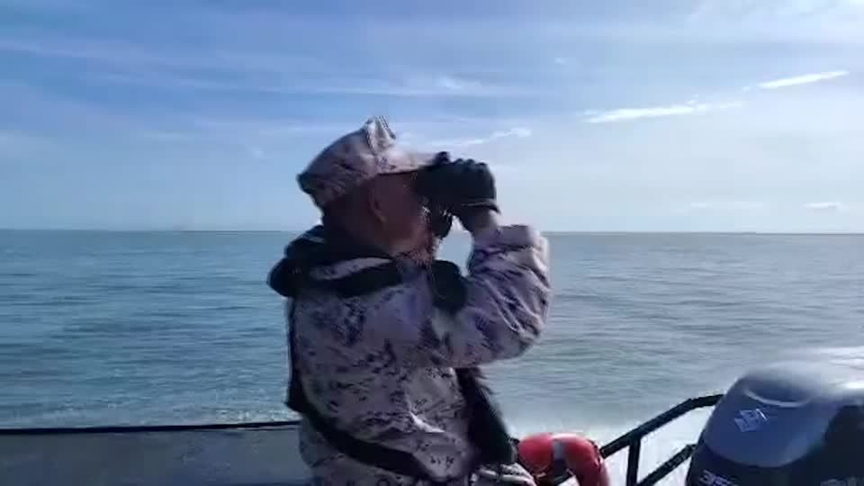 Migrant vessel sinks off Malaysia-Thailand border, hundreds missing