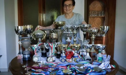 Atleta italiana de 92 anos quebra recordes mundiais no atletismo
