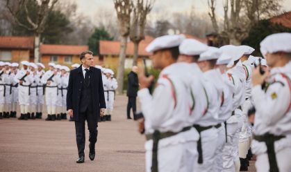 França anuncia serviço militar voluntário e justifica: "Ameaças crescentes"